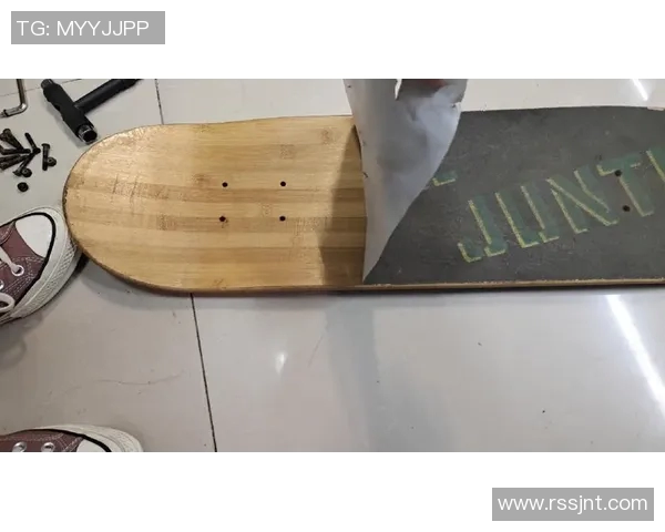 黄军独家分享滑板技巧与心得体会助你快速提升滑板水平